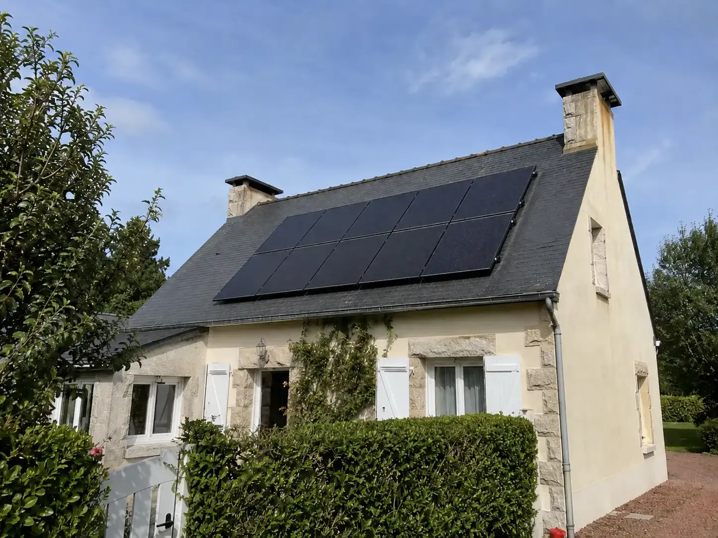 Image panneaux solaires photovoltaiques 4 panneaux photovoltaiques 34